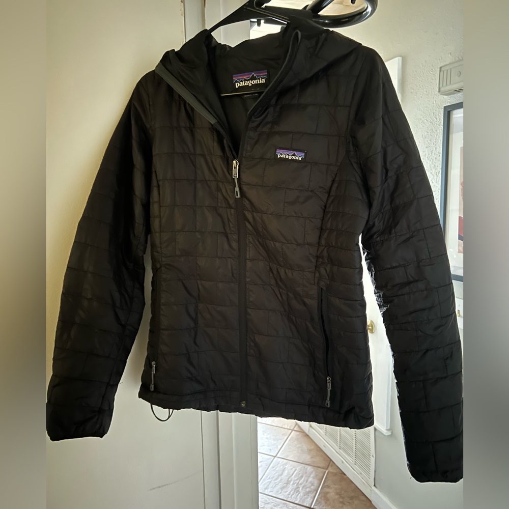 Women’s Patagonia Nano Puff Insulated Hoodie size small